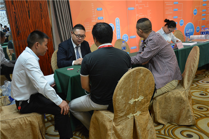 傲馬網(wǎng)絡(luò)營(yíng)銷培訓(xùn)